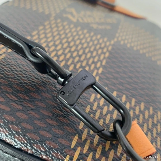 First bags ru AMAZONE VUITTON BAG NIGO SLING LOUIS 0811